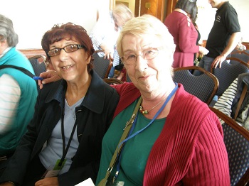 Islander Joan King and Carol Mann.