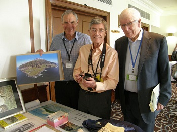 Richard Grundy, Mike Faulds & John Payne at the auction viewing table.