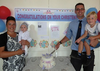 Jessie Squibb with her parents and brother.