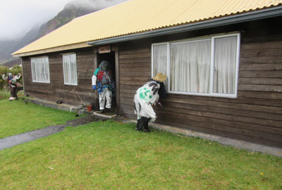 At Dr Alex and Sally's house - not gaining entry