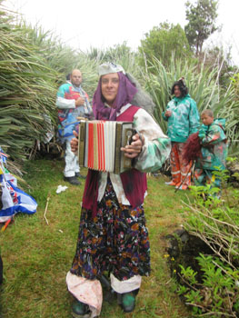 Dean Repetto trying out the accordion