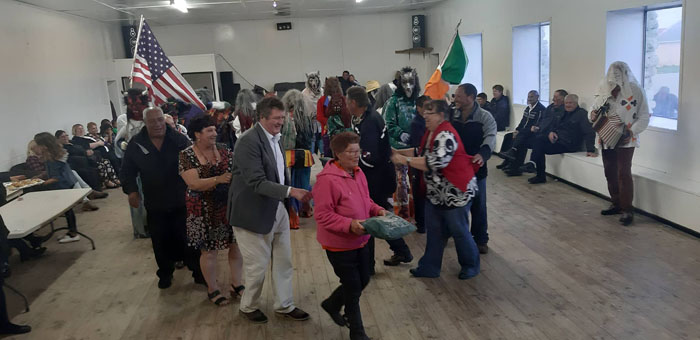 Pillow Dance in the hall