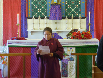 Chantelle Repetto reading Pope's letter to the young people.