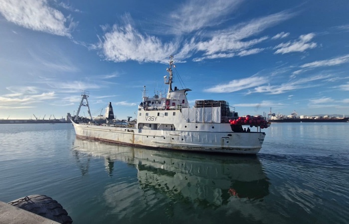 MFV Edinburgh departing Cape Town harbour on the 24th June 2026. Photo: Francois Marais.