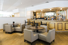Southampton Holiday Inn bar