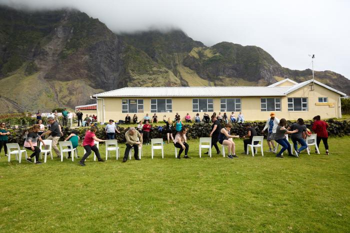 Adults' musical thrones