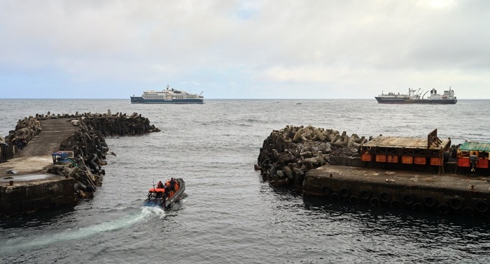 SH Diana and FV Antarctic Sea at anchor off the harbour (Photo: Julia Gunther)