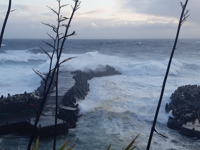 MFV Lance off the settlement, Tristan da Cunha