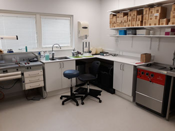 Dental laboratory