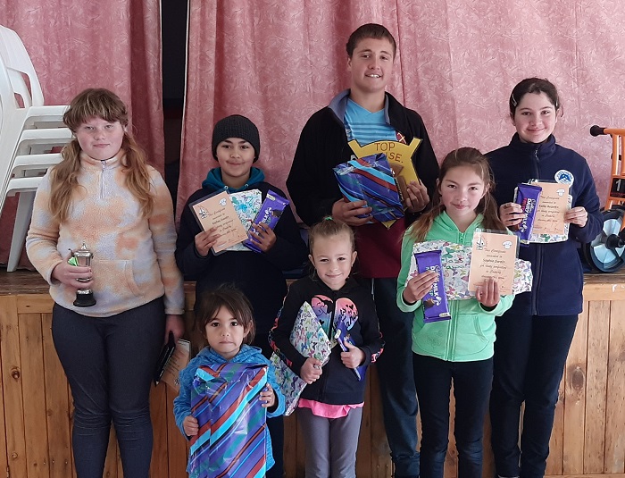 The children with their prizes.