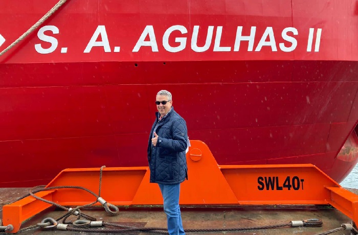 The new Tristan Administrator, Jason Ivory, about to board the SA Agulhas II on 18th August 2022