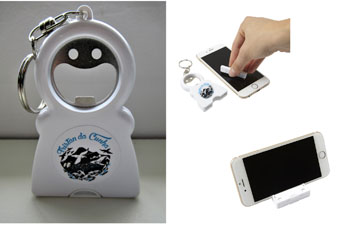 KR09 - Face Key Ring - White